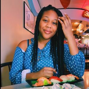 Meet your Posher, Brielle